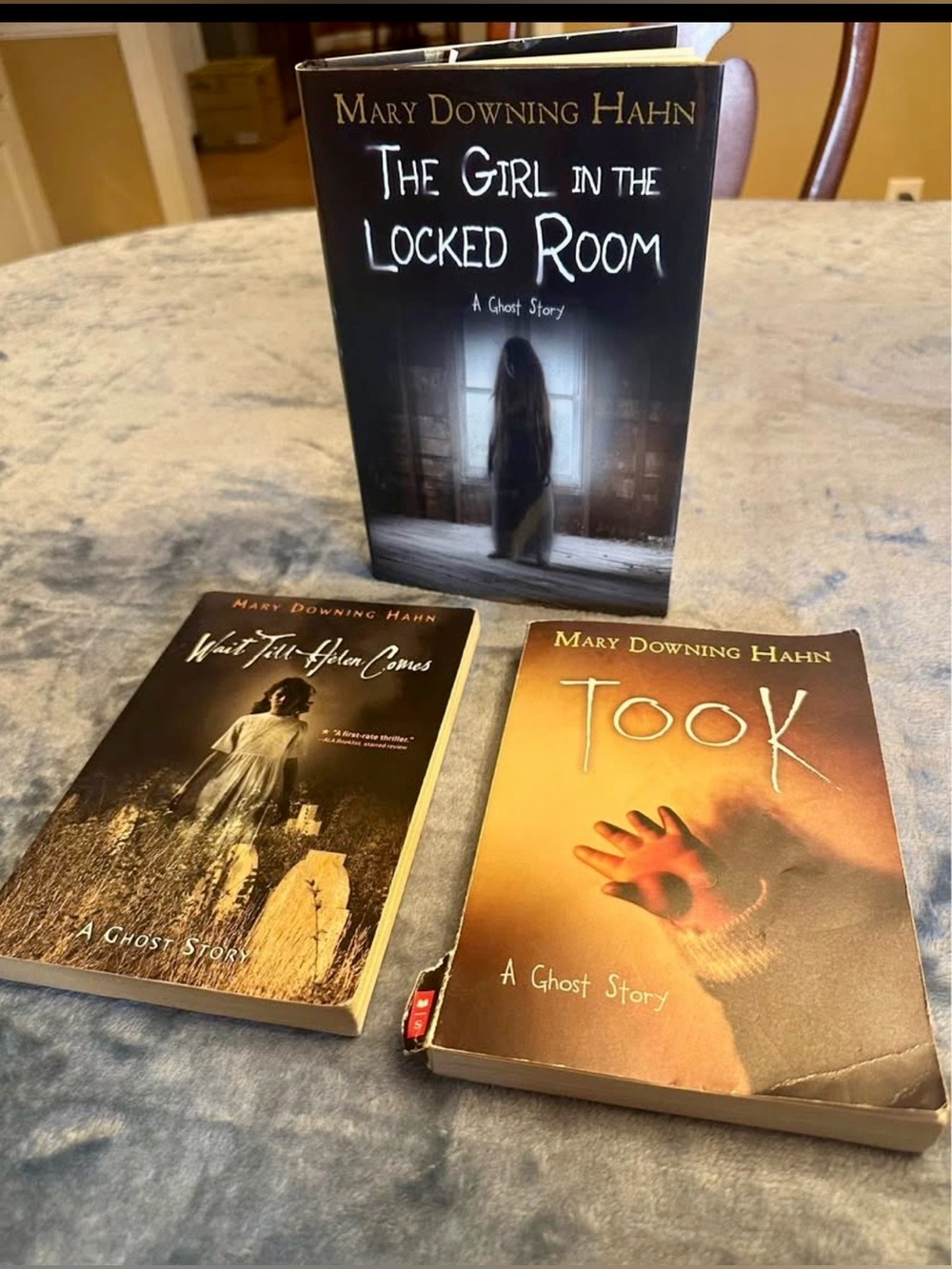 Book Bundle – Spooky Stories by Mary Downing Hahn